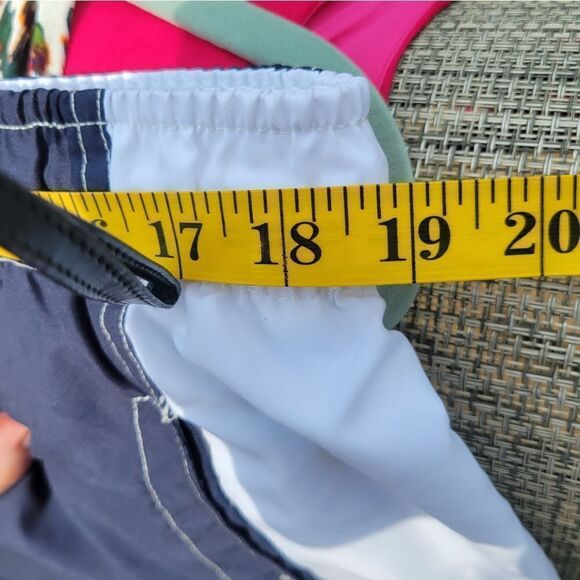 Mens Swiming Trunks - Picture 10 of 11